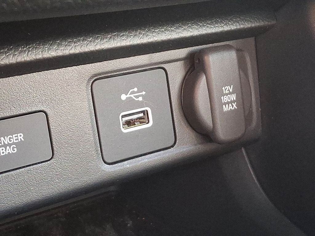 Thumbnail: 2025 Acura Integra - 26