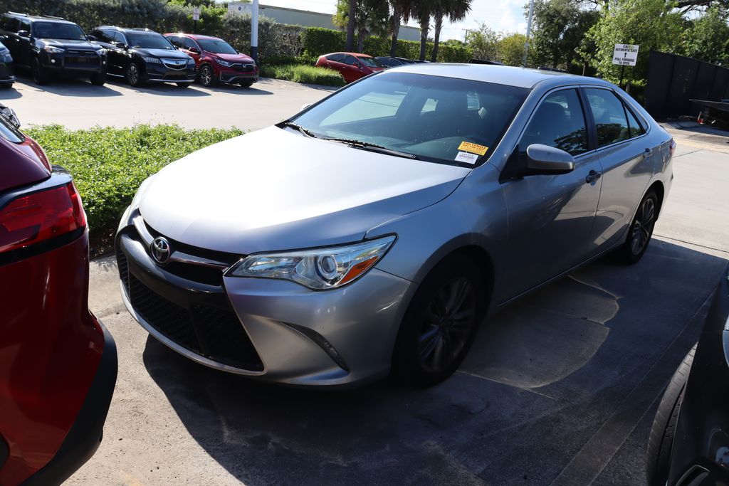 Thumbnail: 2016 Toyota Camry - 1