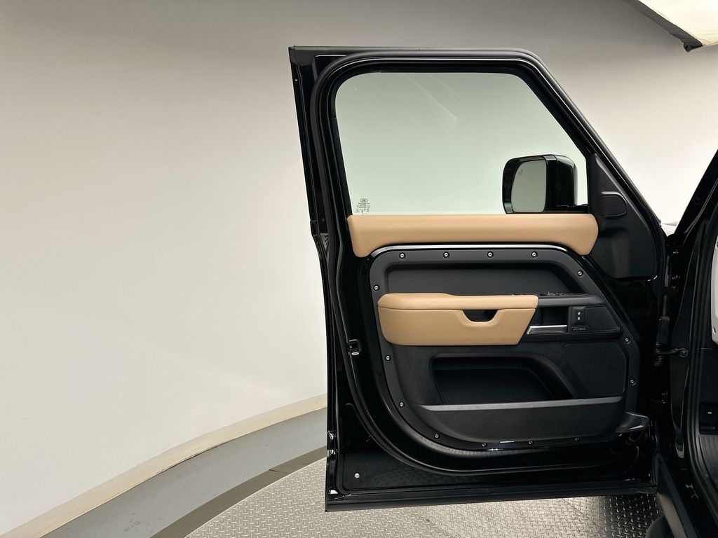Thumbnail: 2026 Land Rover Defender - 17