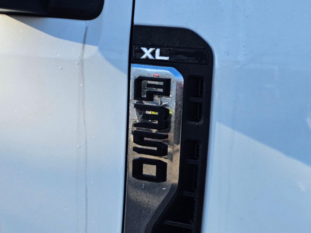 New 2025 White Ford XL image 10