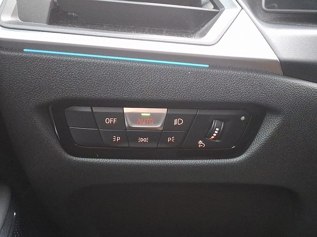 Thumbnail: 2023 BMW 3 Series - 24