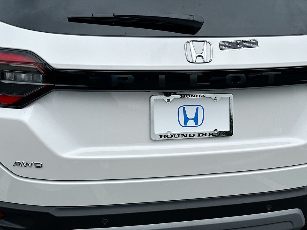2025 Honda Pilot Touring 22