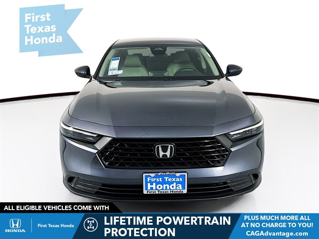 2025 Honda Accord LX photo