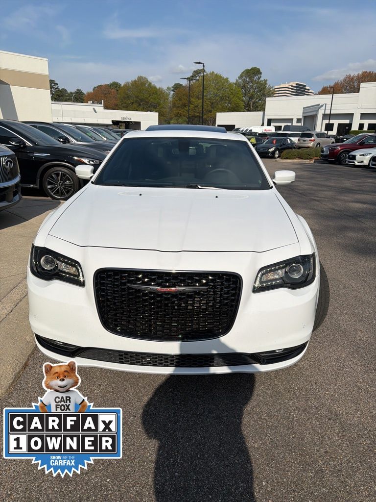 2023 Chrysler 300 S V6 RWD