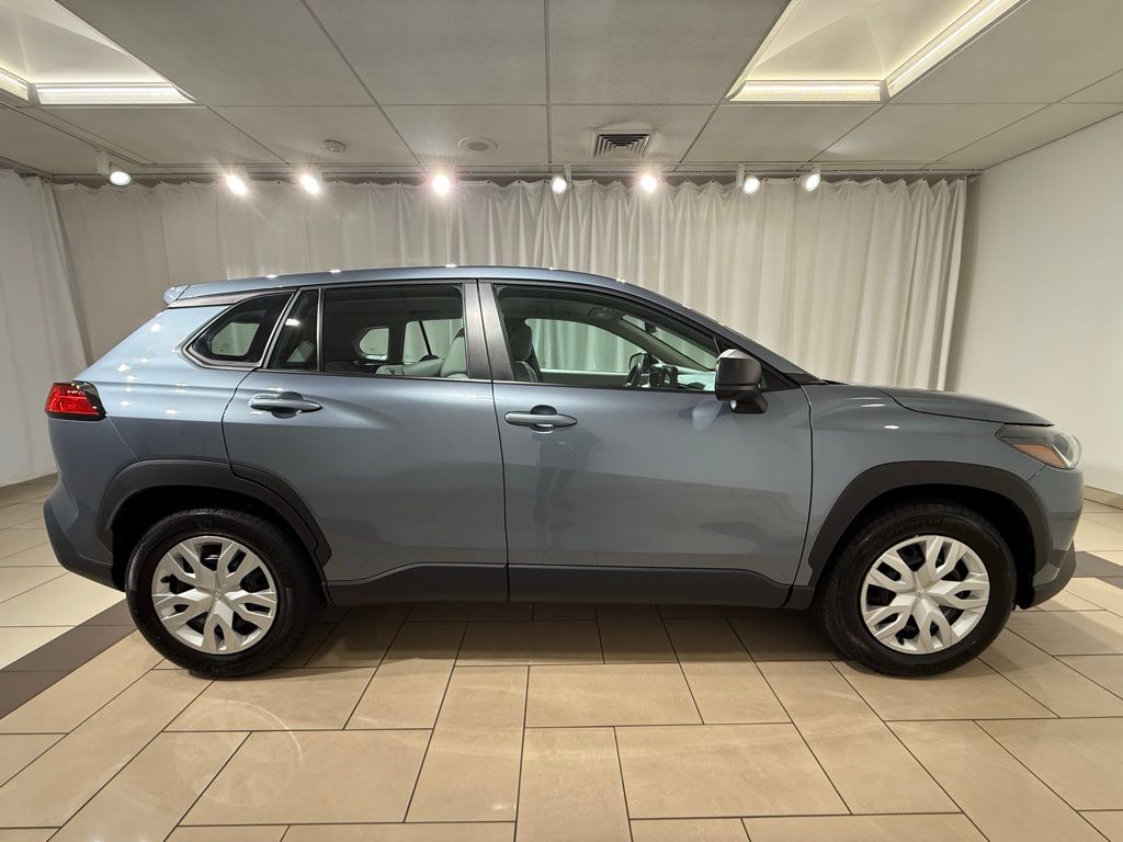 Thumbnail: 2025 Toyota Corolla Cross - 6