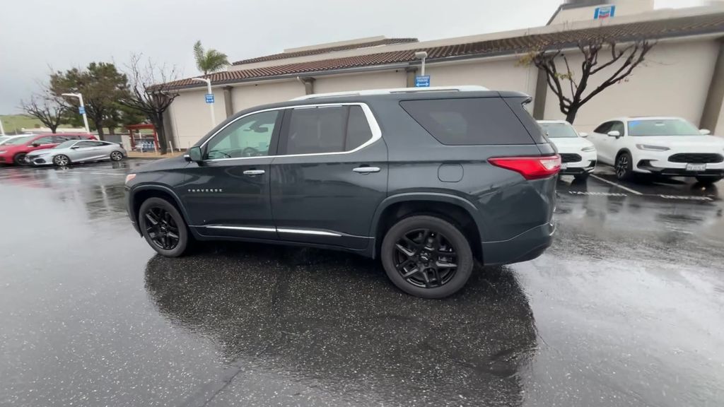 Thumbnail: 2020 Chevrolet Traverse - 6