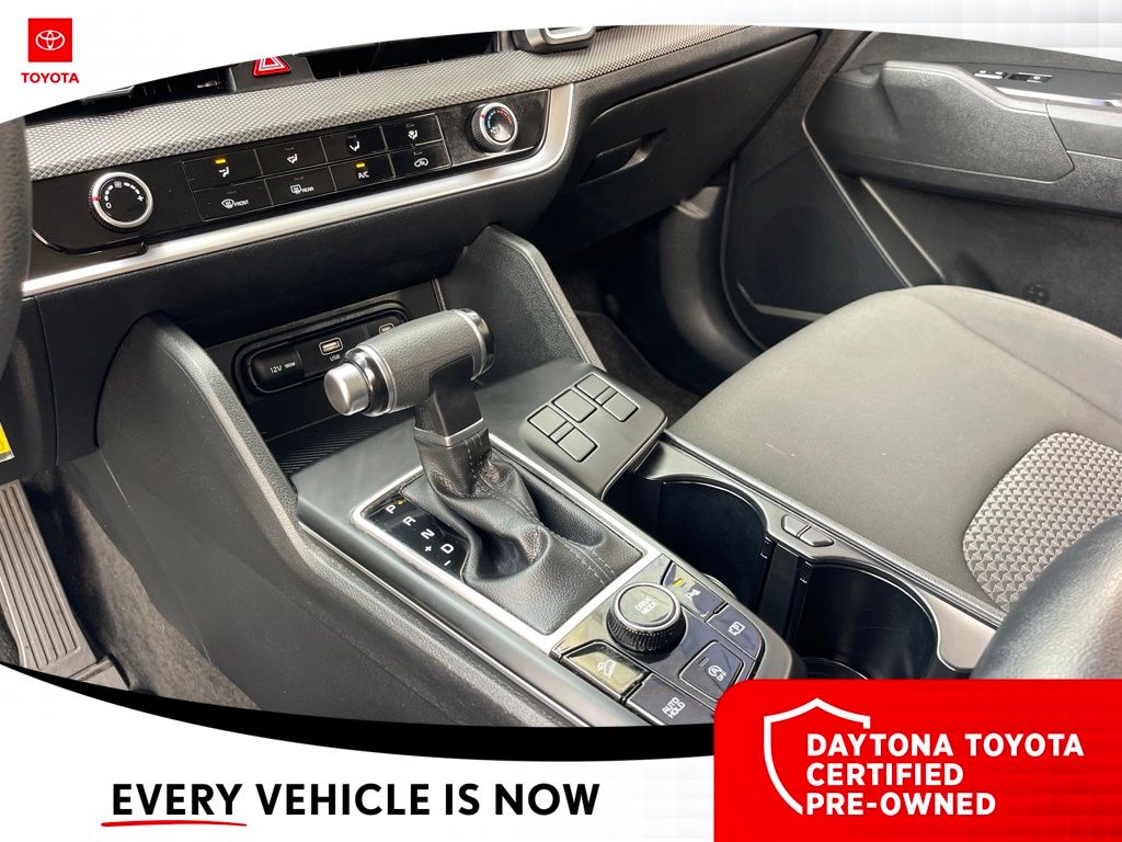 2023 Kia Sportage LX - Photo 29
