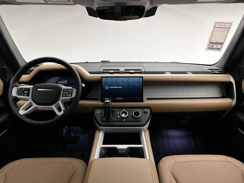 2025 Land Rover Defender 110 7