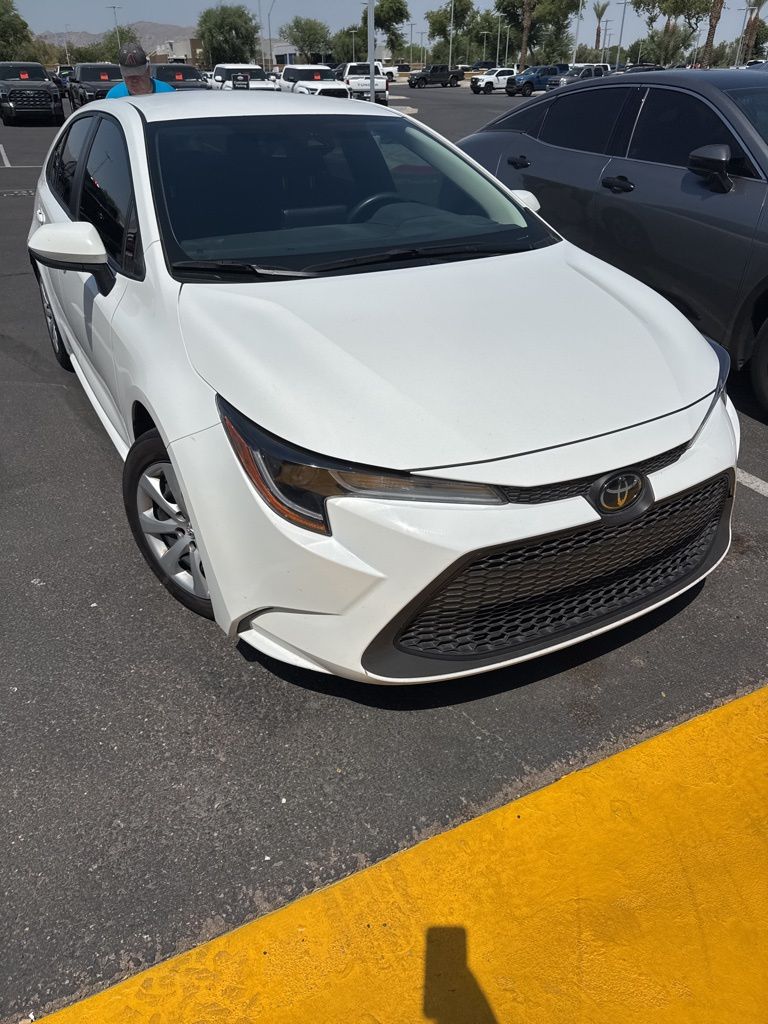 Thumbnail: 2022 Toyota Corolla - 3