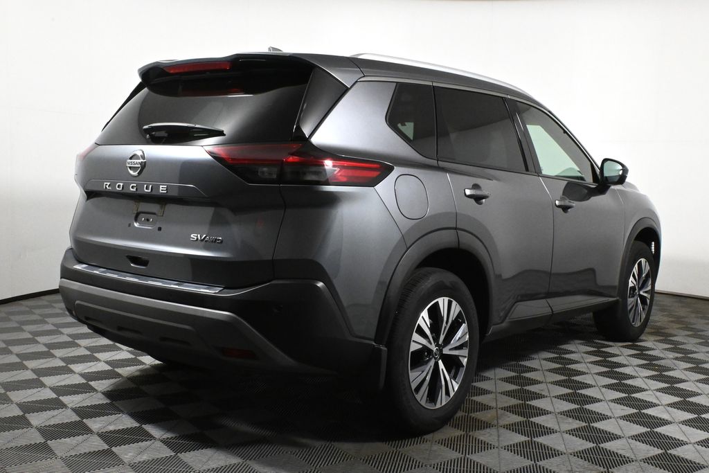 2021 Nissan Rogue SV 8