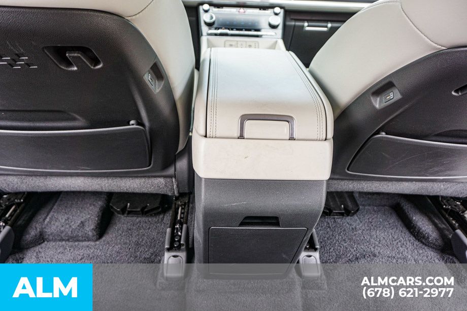 Used 2026 Silver Hyundai SEL image 32