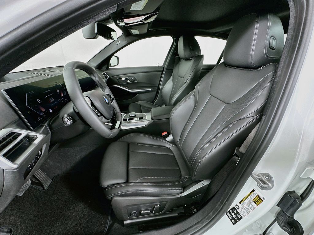 Thumbnail: 2026 BMW 3 Series - 16