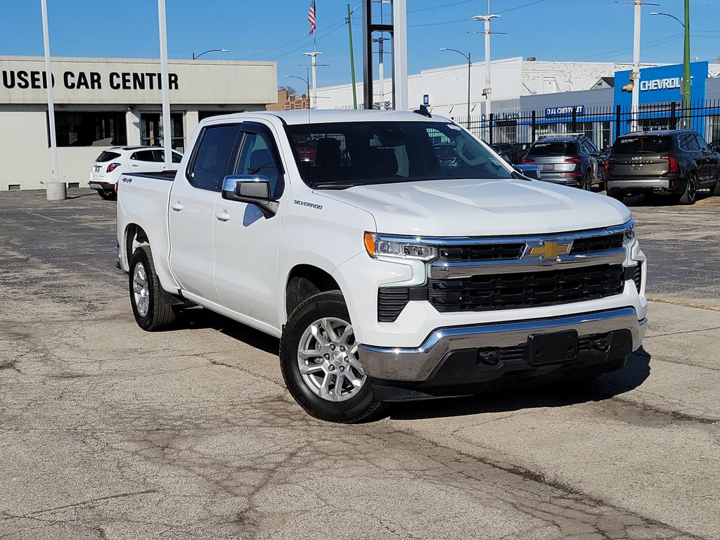 2023 Chevrolet Silverado 1500 LT Crew Cab 4WD