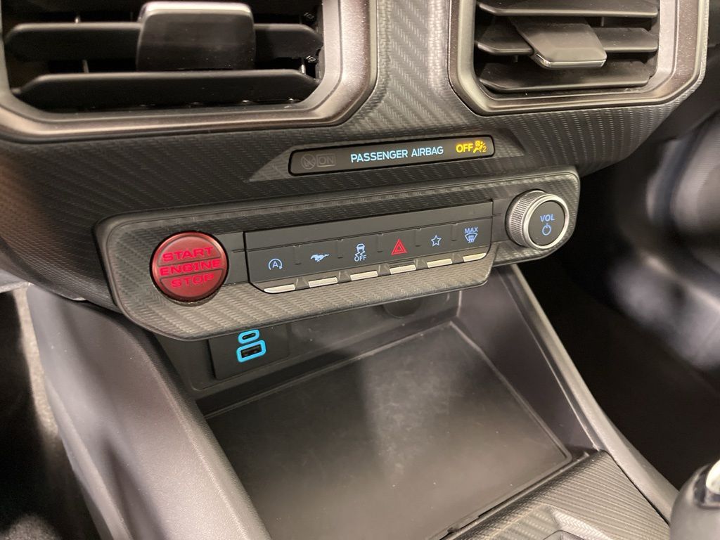 2024 Ford Mustang  27