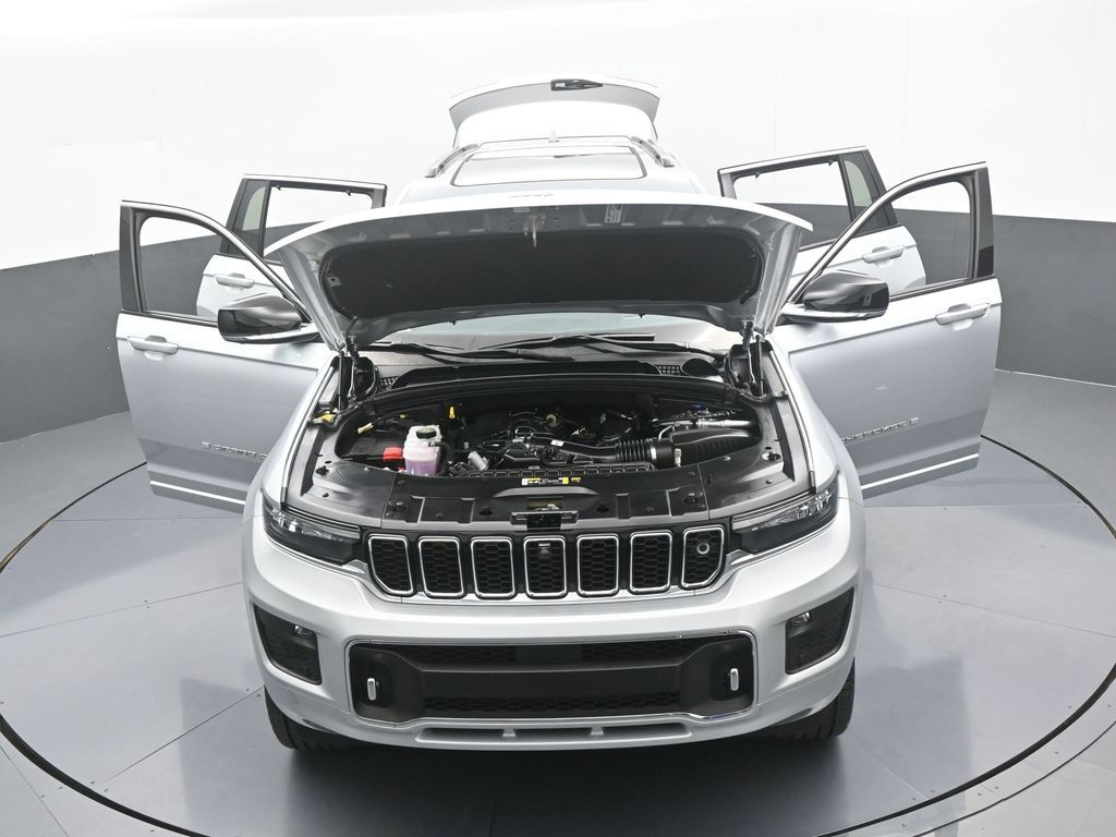 Used 2024 Silver Zynith Jeep Overland image 83