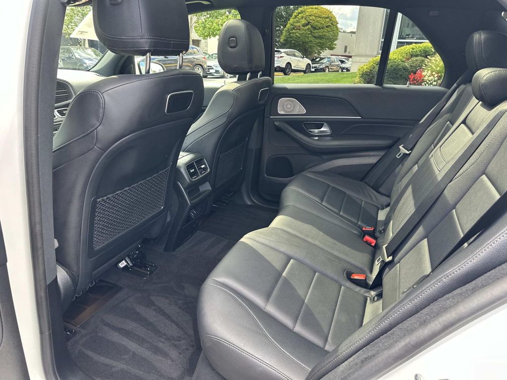 Thumbnail: 2020 Mercedes-Benz GLE - 32