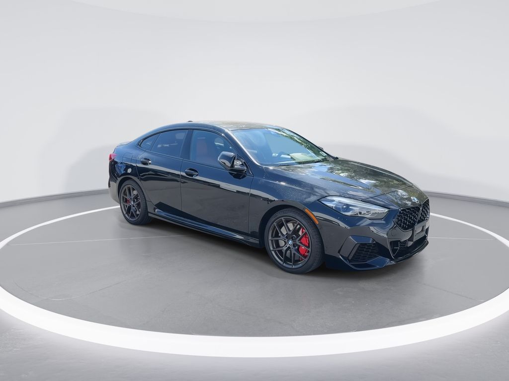 Thumbnail: 2024 BMW 2 Series - 2