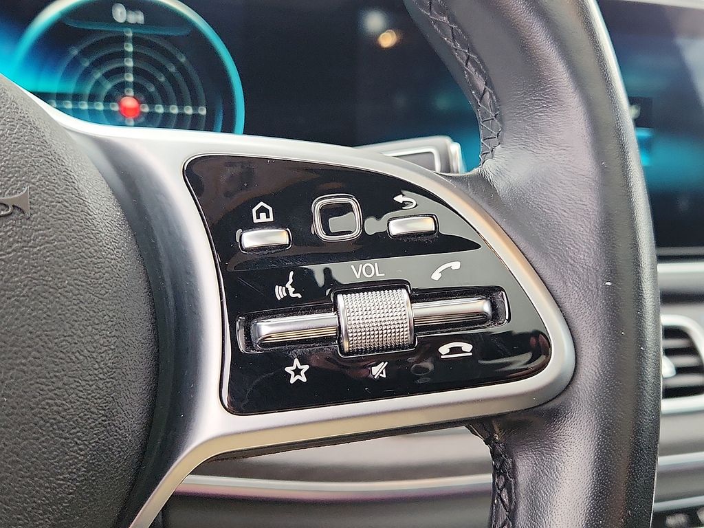 Thumbnail: 2020 Mercedes-Benz GLS - 23