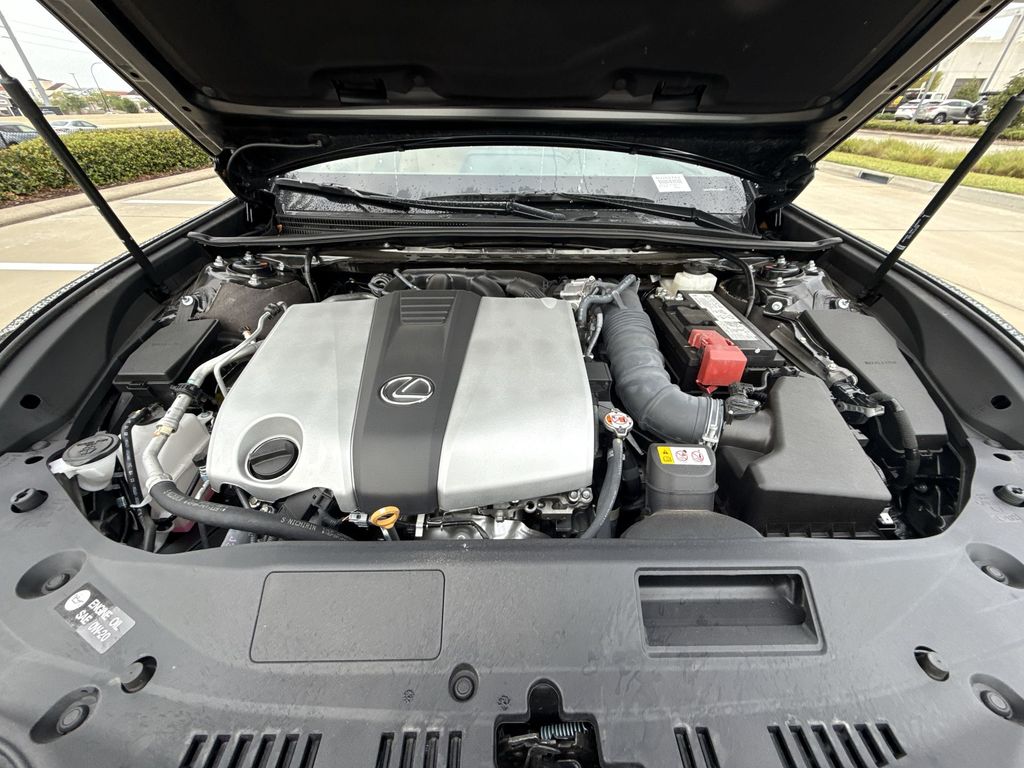 Thumbnail: 2025 Lexus ES - 14