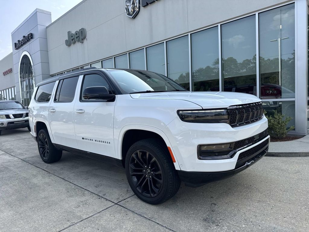 Bright White Clearcoat 2024 Jeep Grand Wagoneer L SUV / Crossover Four-Wheel Drive 8-Speed Automatic