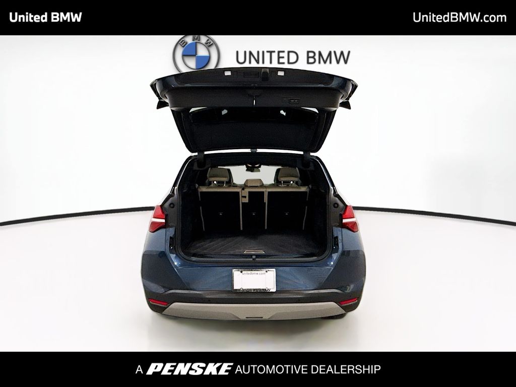 Thumbnail: 2025 BMW X3 - 13