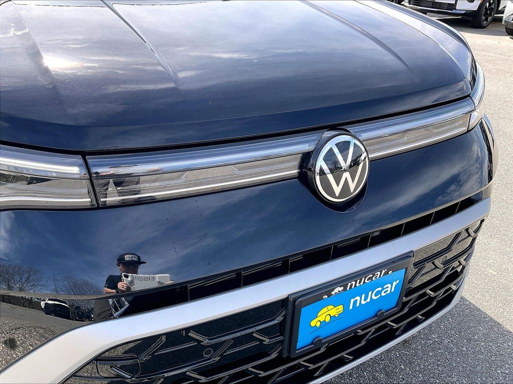2025 Volkswagen Taos — photo 29