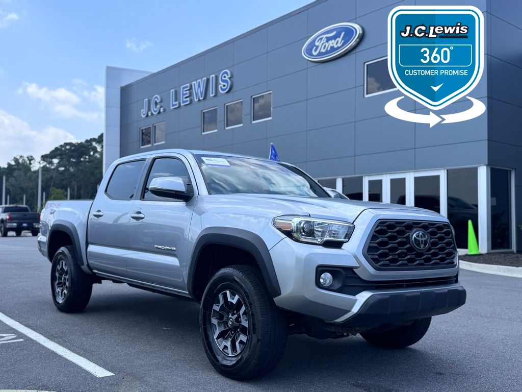2022 Toyota Tacoma SR V6