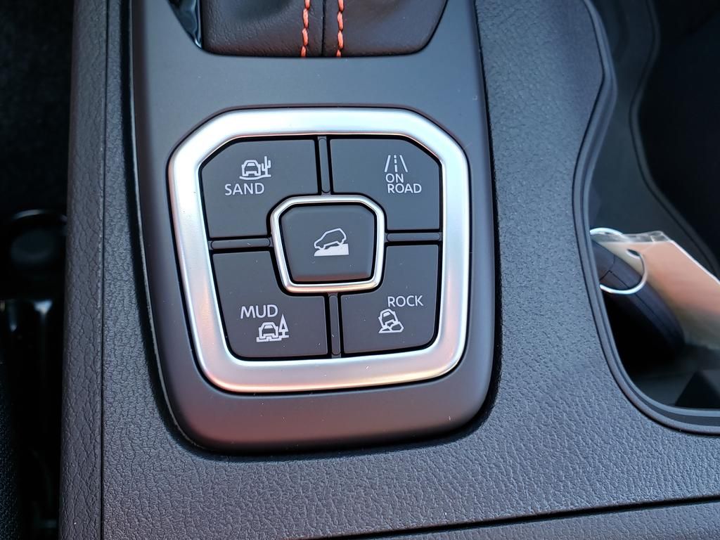 new 2026 Nissan Frontier car, priced at $43,438