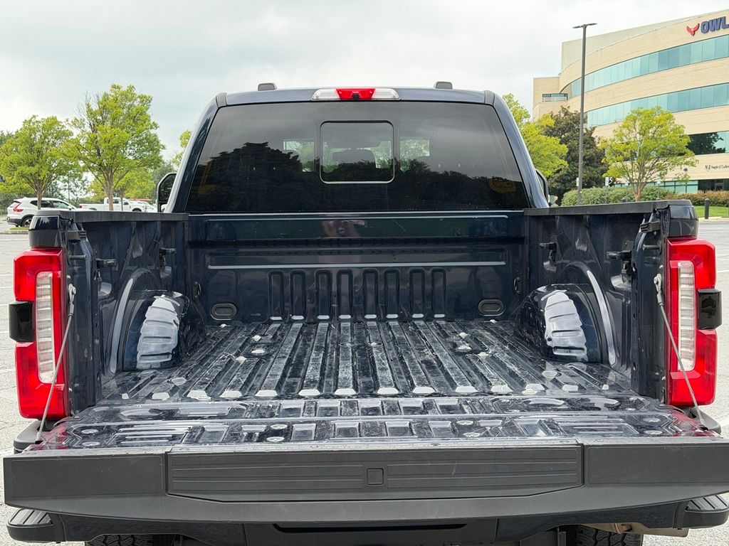 2023 Ford F-250 Super Duty LARIAT