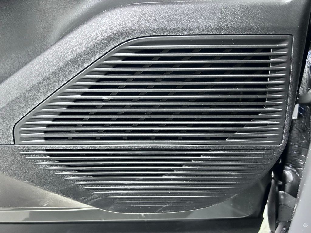 new 2026 Jeep Cherokee car, priced at $43,185