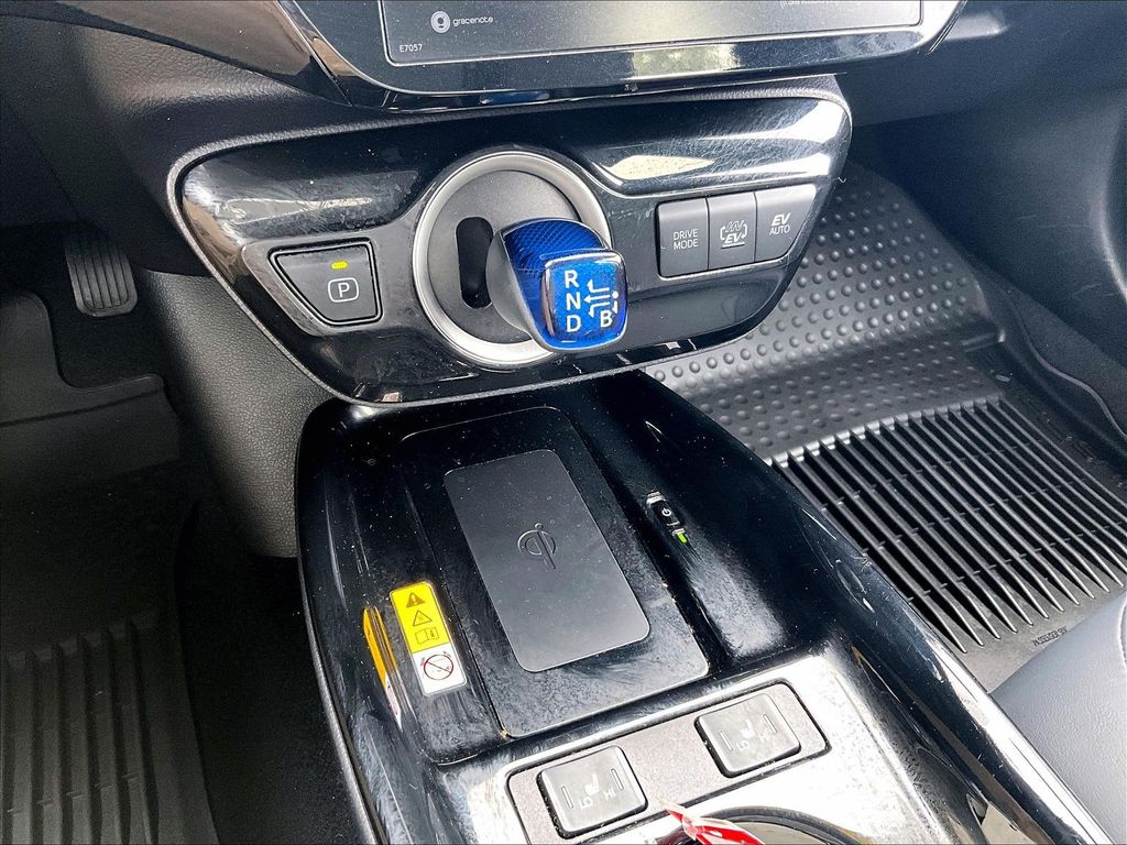 2022 Toyota Prius Prime — photo 26
