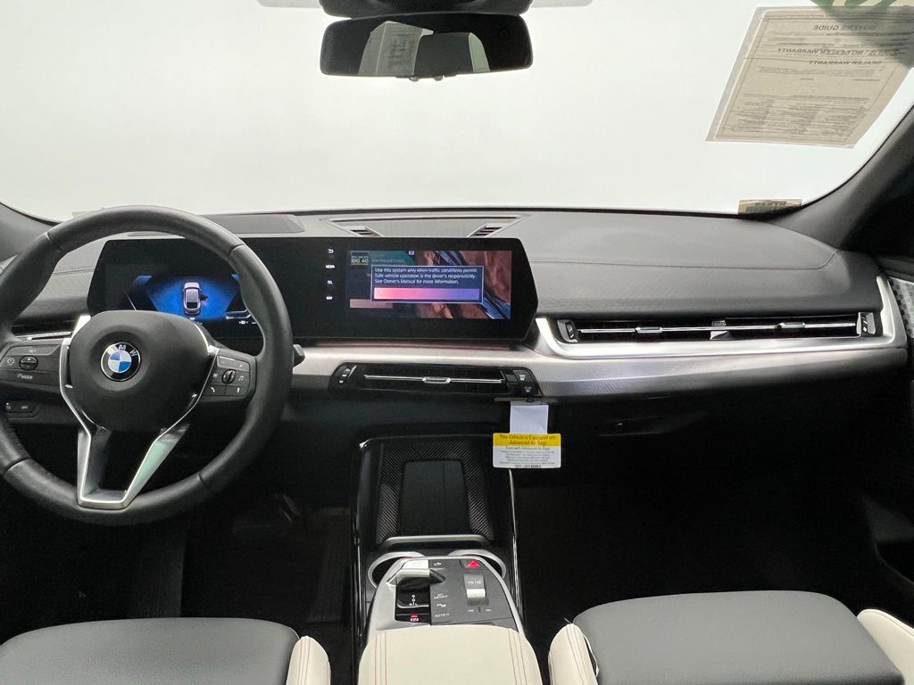 Thumbnail: 2025 BMW X2 - 10