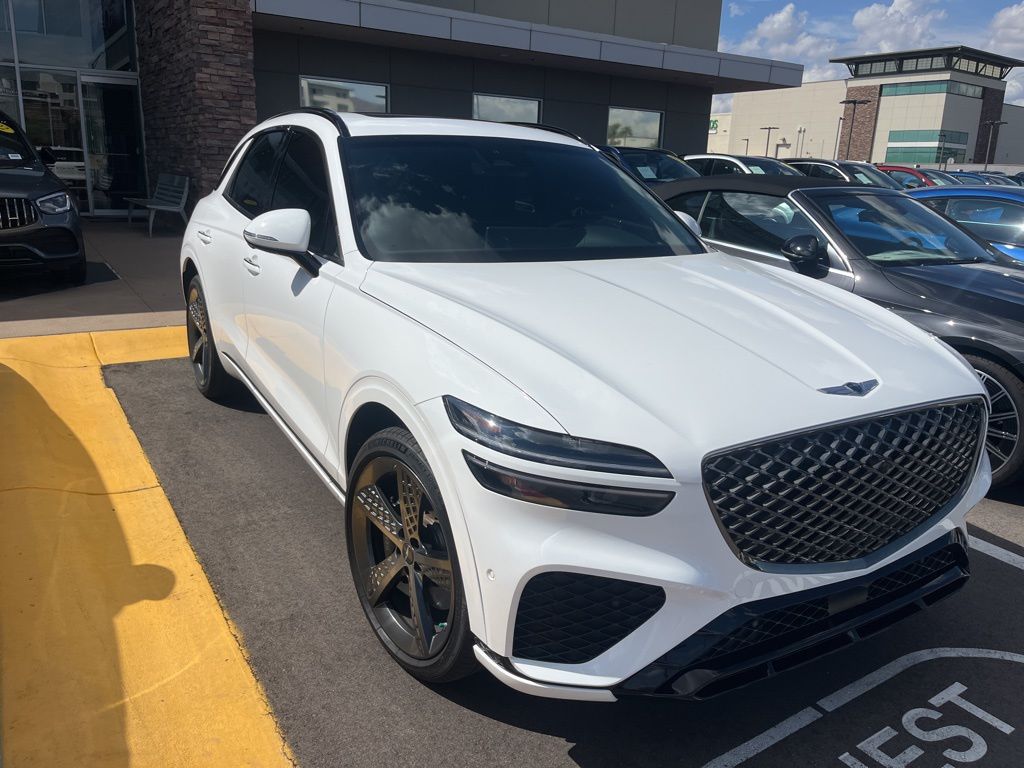 Thumbnail: 2023 Genesis GV70 - 2