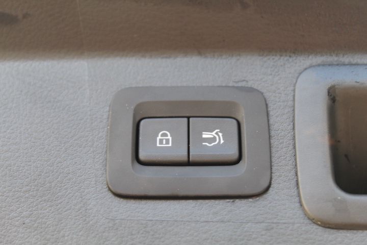 Used Car 2024 Mazda Cx-50  2.5 S Premium Package For Sale Under $30,000 In Georgetown, Texas