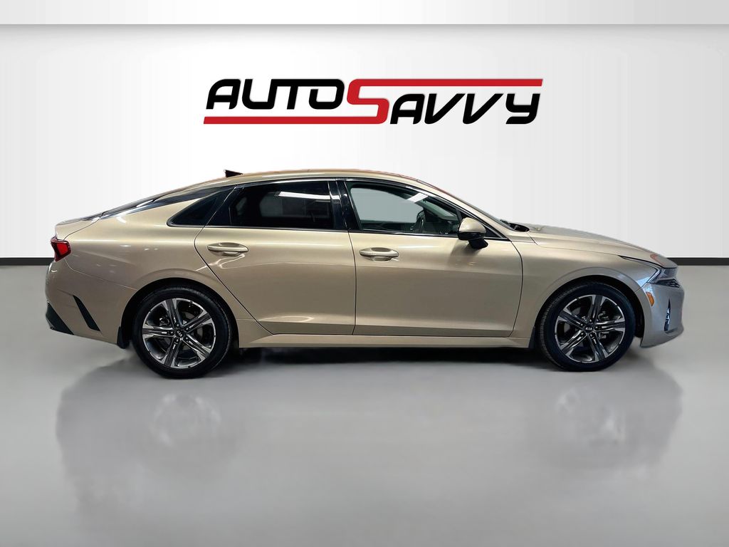 Used 2021 Crystal Beige Kia EX image 8