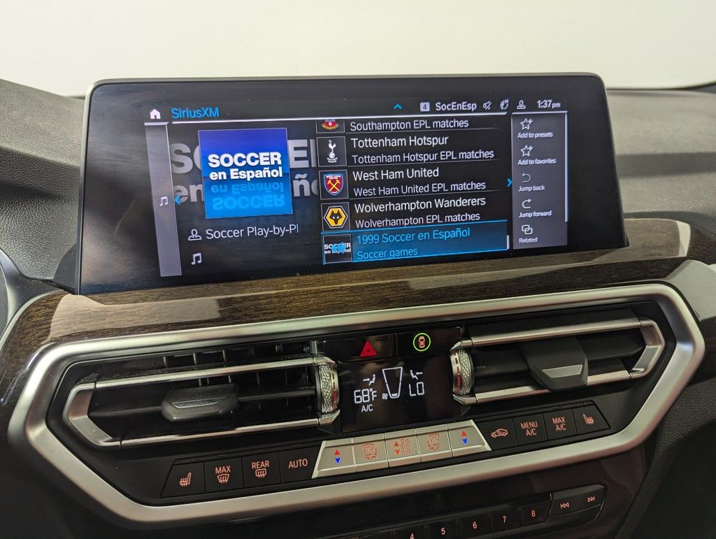 2022 BMW X3 xDrive30i photo