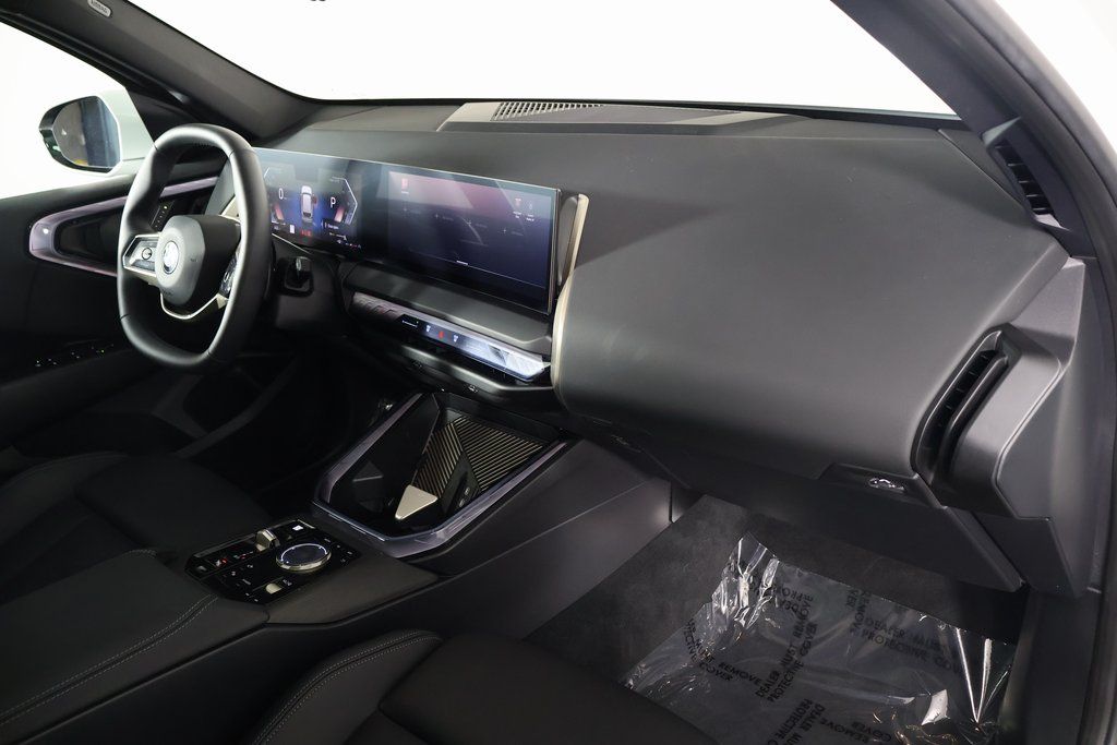 Thumbnail: 2025 BMW X3 - 9