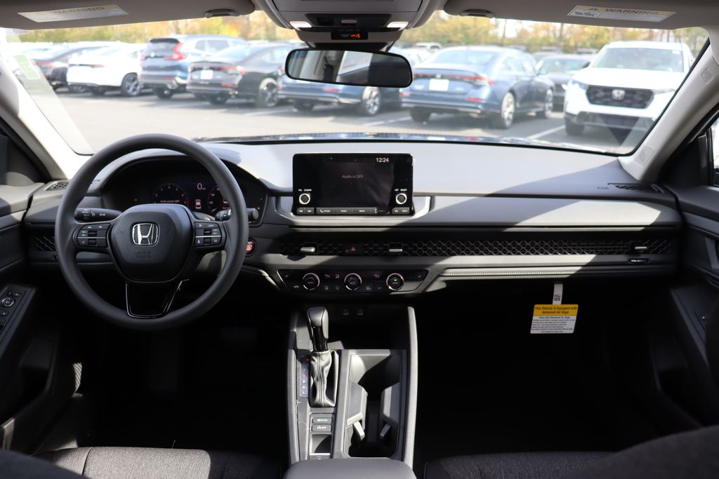 Thumbnail: 2025 Honda Accord - 17