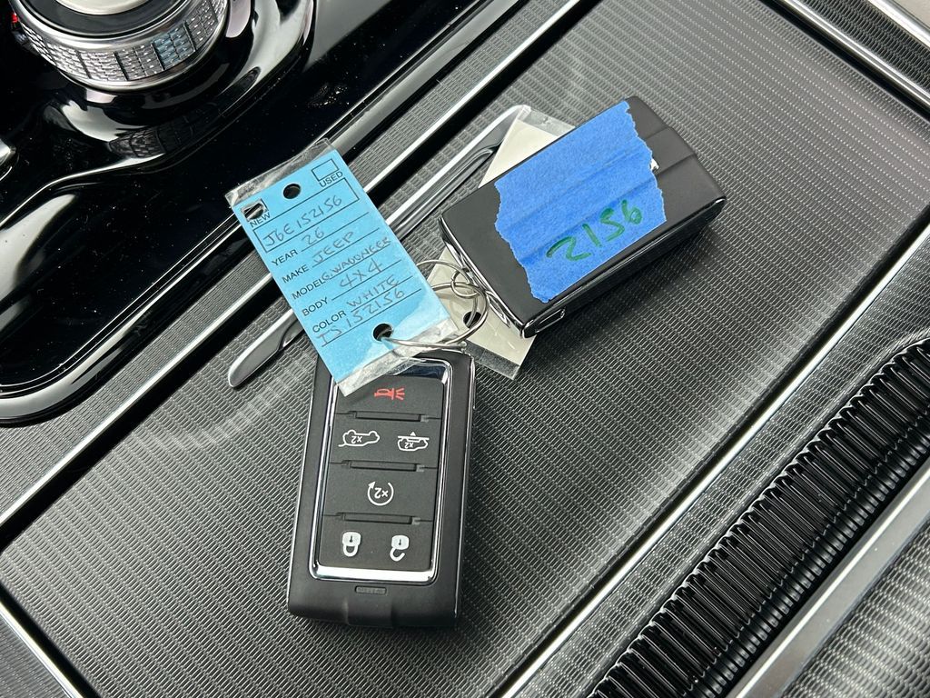 New 2026 Bright White Clearcoat Jeep Summit Obsidian image 20