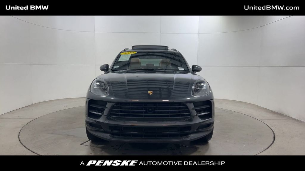 Thumbnail: 2020 Porsche Macan - 3