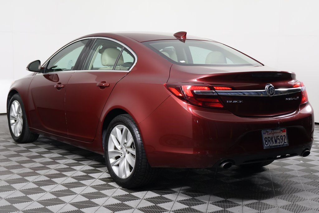 Thumbnail: 2017 Buick Regal - 6