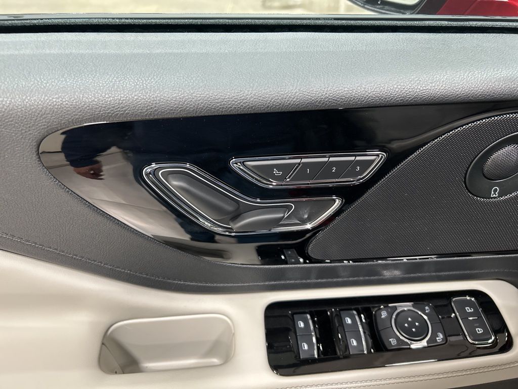 new 2026 Lincoln Aviator car, priced at $66,988