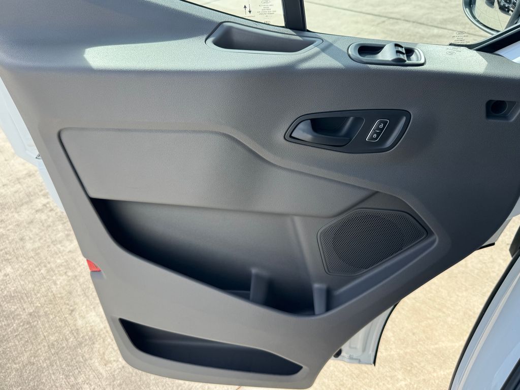 New 2026 White Ford Base image 24