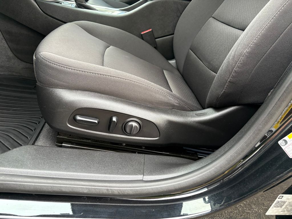 2020 Chevrolet Malibu LS