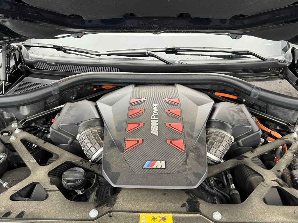 Thumbnail: 2023 BMW XM - 6