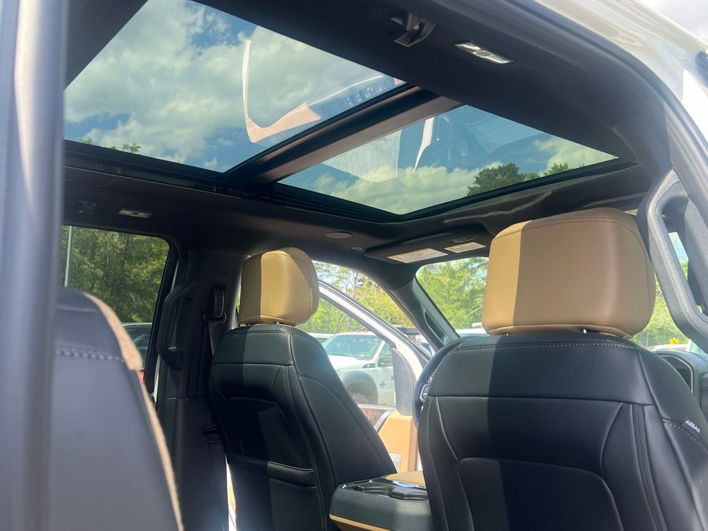 2025 Ford F-250SD Lariat White at Walterboro Ford