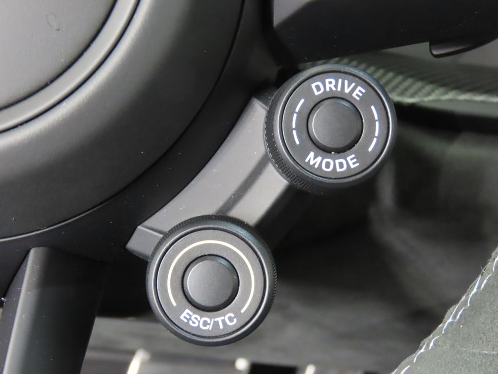 Thumbnail: 2025 Porsche 911 - 23