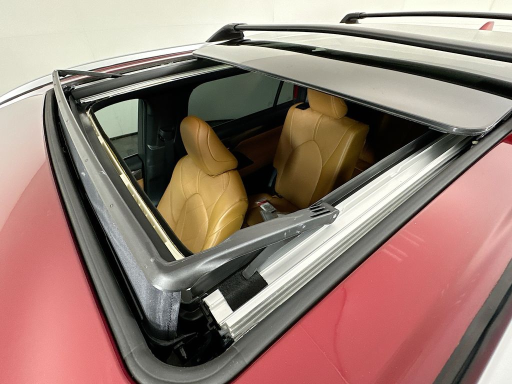 Thumbnail: 2026 Toyota Highlander - 22
