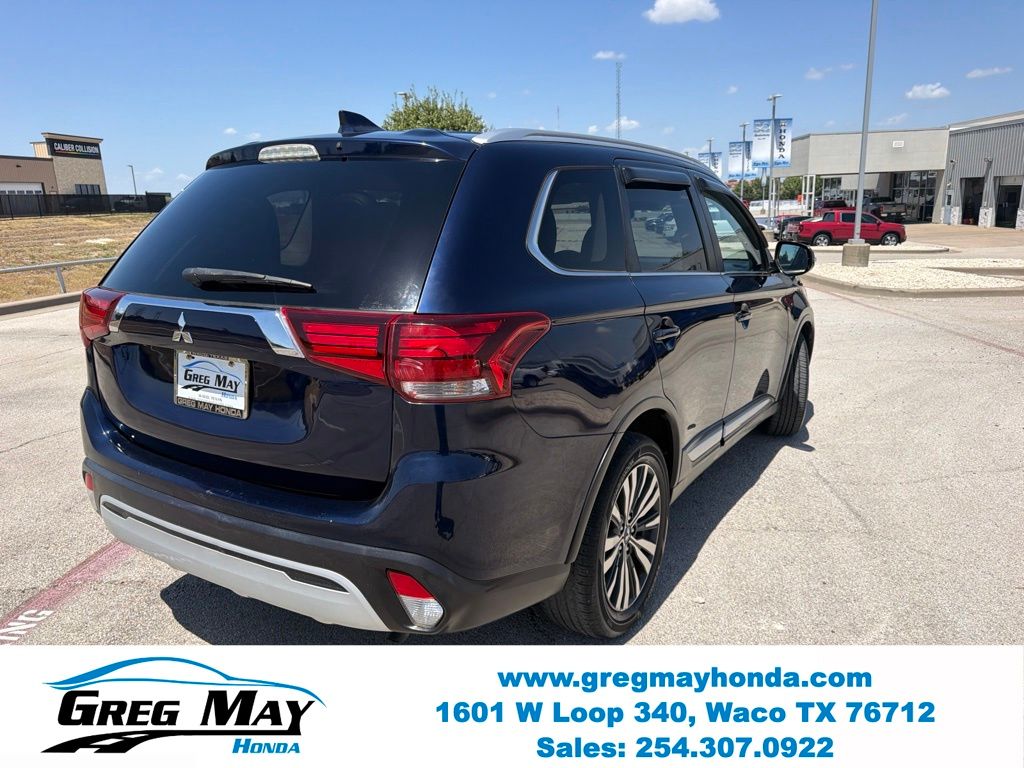 2020 Mitsubishi Outlander SEL - 2