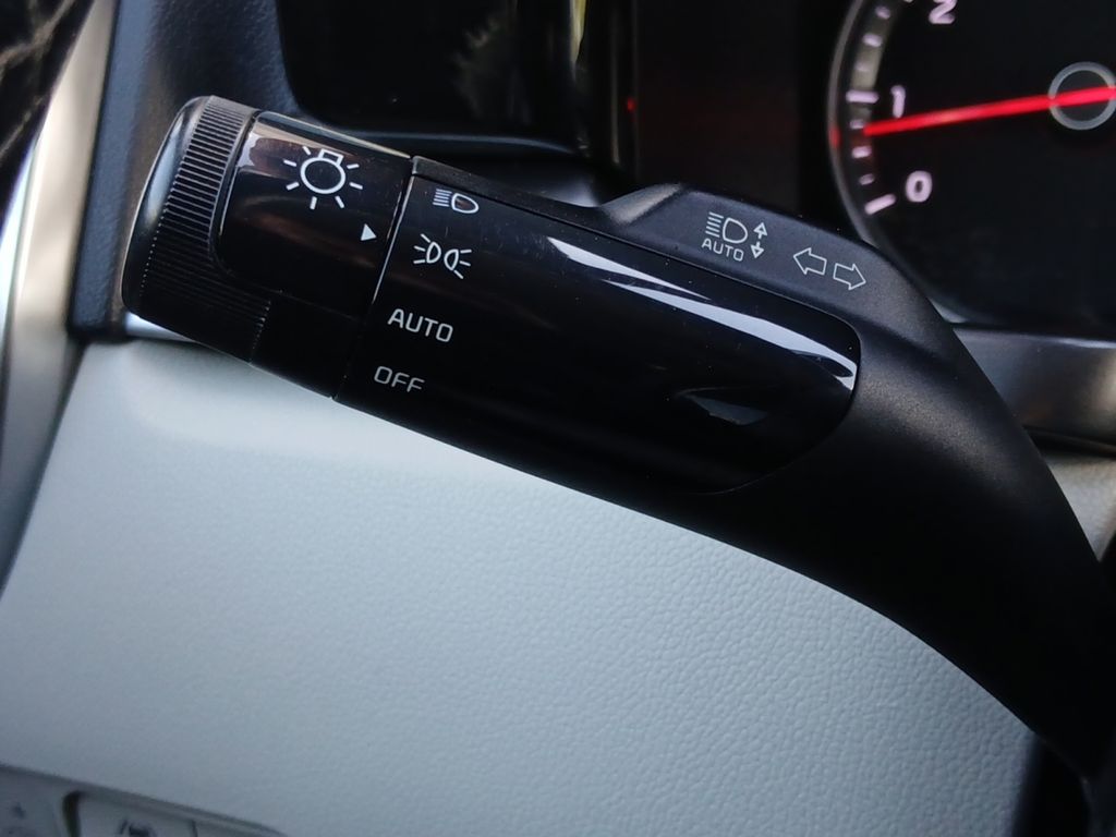 Used Car 2022 Kia Sorento  S For Sale Under $25,000 In Austin, Texas
